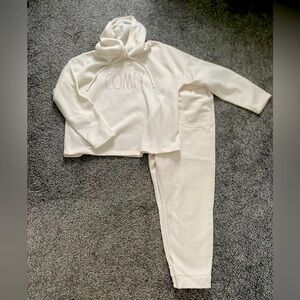 Rae Dunn matching set size XL NWOT